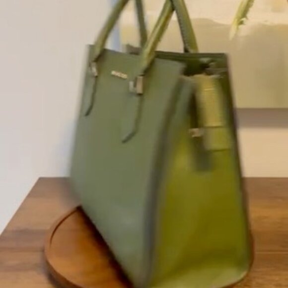 Michael Kors Primary Green Tote - Picture 1 of 3